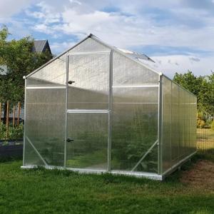 SERRE de JARDIN, 18,5 m², aluminium/polycarbonate 6 mm, 640 x 290 cm