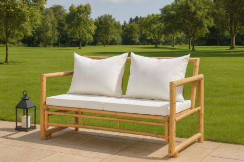Banc de jardin bambou, avec coussins crème